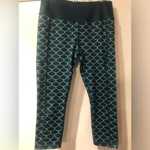 CVG Siren medium capris